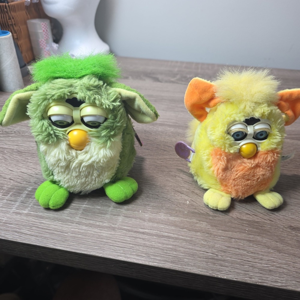 Vintage 1999 Tiger Electronics Furby Lot of 2 Green Yellow For Parts Repair